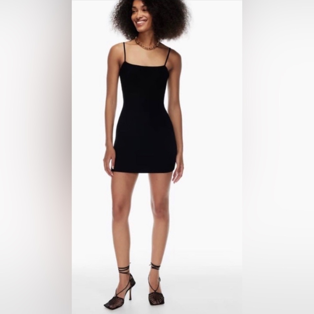 NWT ARITZIA Sculpt Knit Cami Dress in Rich Maroon